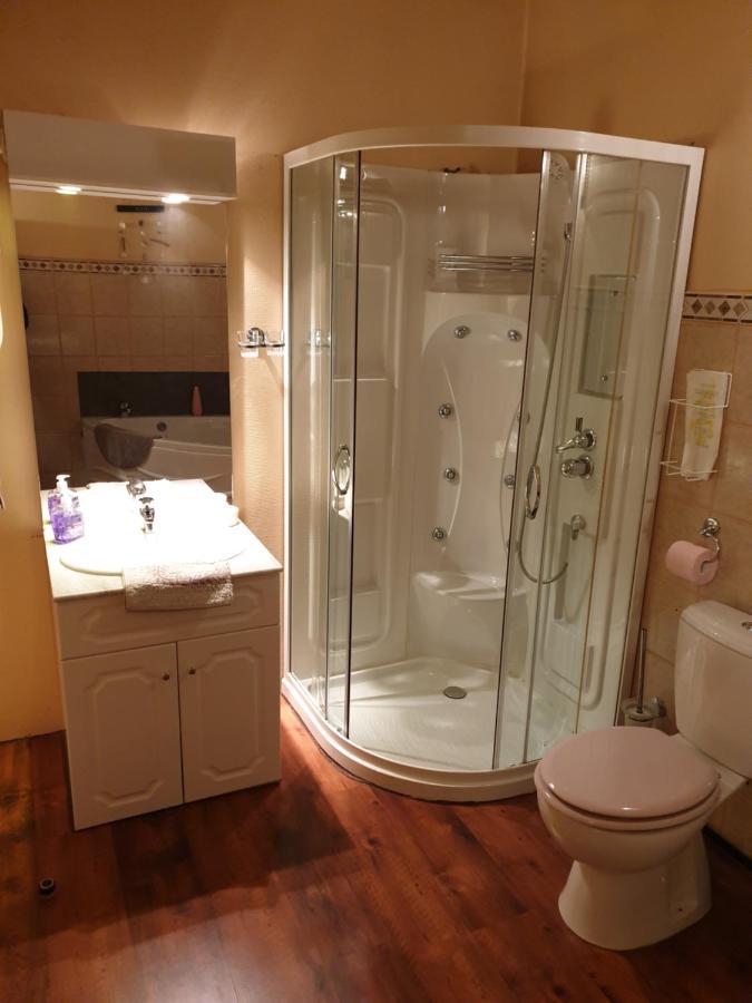 B&B Mirage Frécourt エクステリア 写真